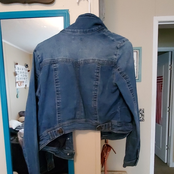 Jean jacket - Picture 2 of 2